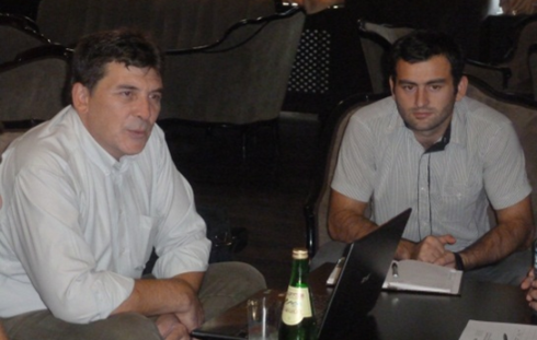 GRU discusses topics for its Energy Policy course with international expert Valeriy Vlatchkov. 